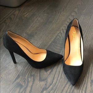 Black velvet heels